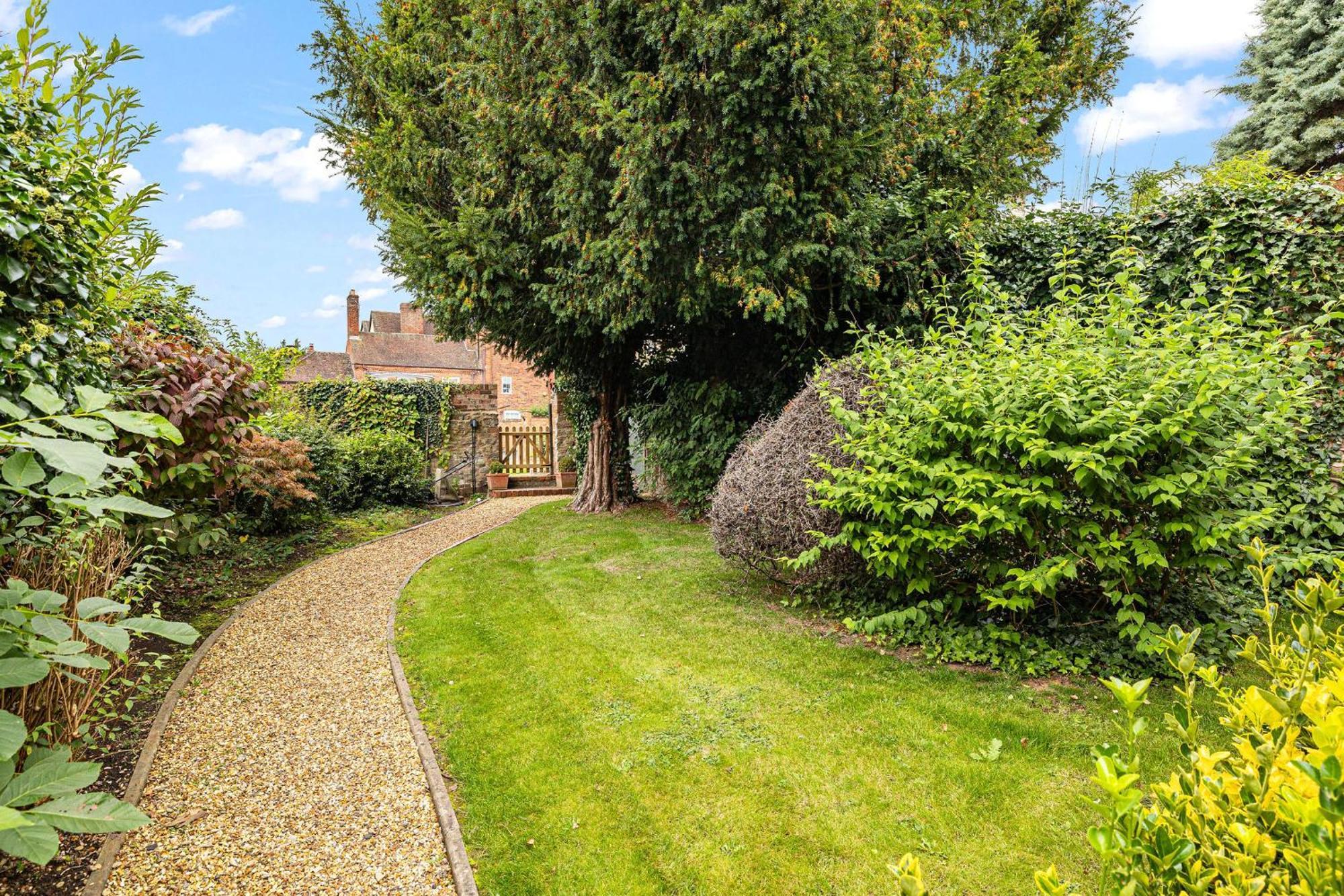 Flower Cottage By Ludlow Castle With Onsite Parking Extérieur photo